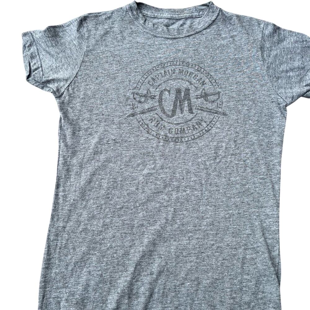 CAPTAIN MORGAN Gray Short Sleeve T-Shirt, Women's size M